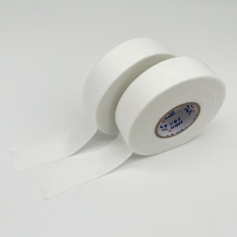 Ruban de fourrure ignifuge et résistant aux produits chimiques blanc pour les applications automobiles et électriques