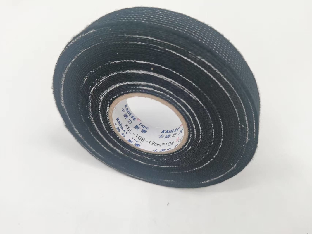 Ruban adhésif pour faisceau de câbles automobiles résistant aux solvants et à l'abrasion avec une résistance à la traction ≥20N/cm